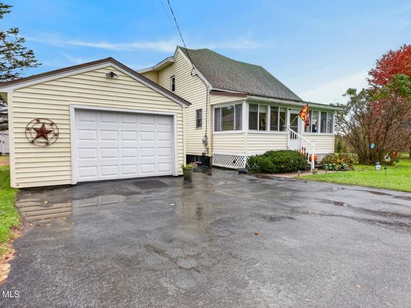 487 County Highway 102, Gloversville, NY 12078