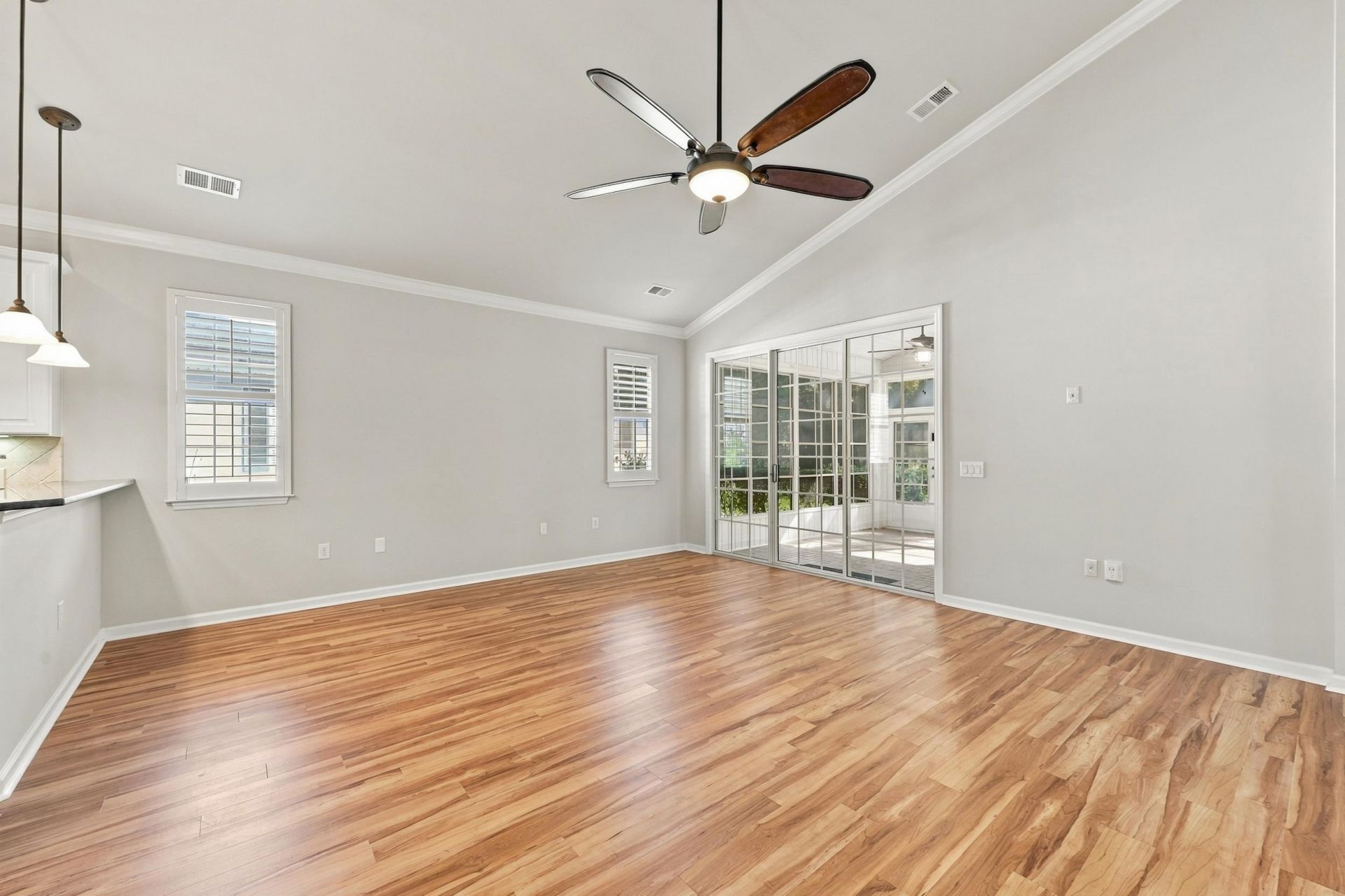 809 La Quinta Loop Photo 18