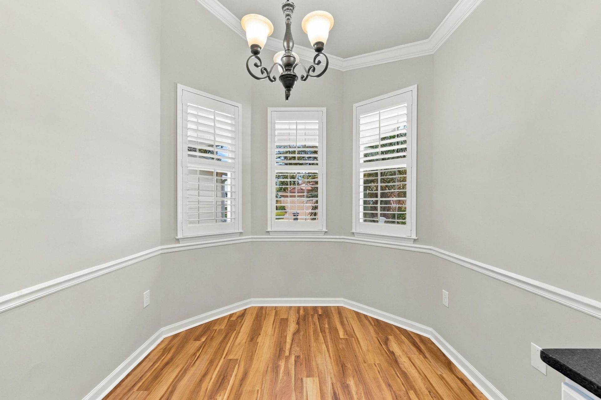 809 La Quinta Loop Photo 9