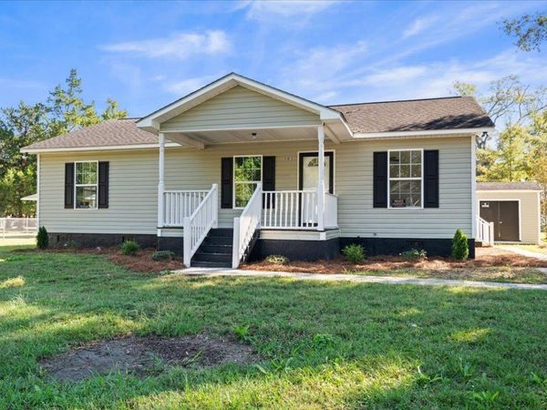 503 Annie Ave , Marion, SC 29571