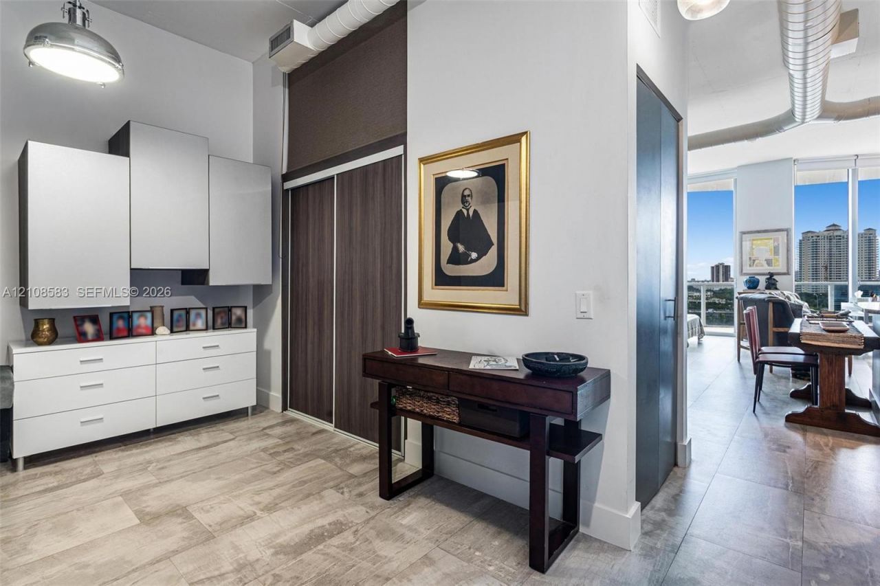 3029 NE 188th St, Unit 910, Aventura, FL 33180 Photo