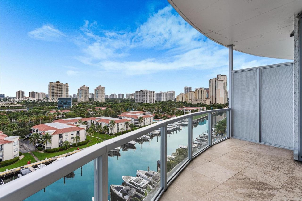 3029 NE 188th St, Unit 910, Aventura, FL 33180 Photo