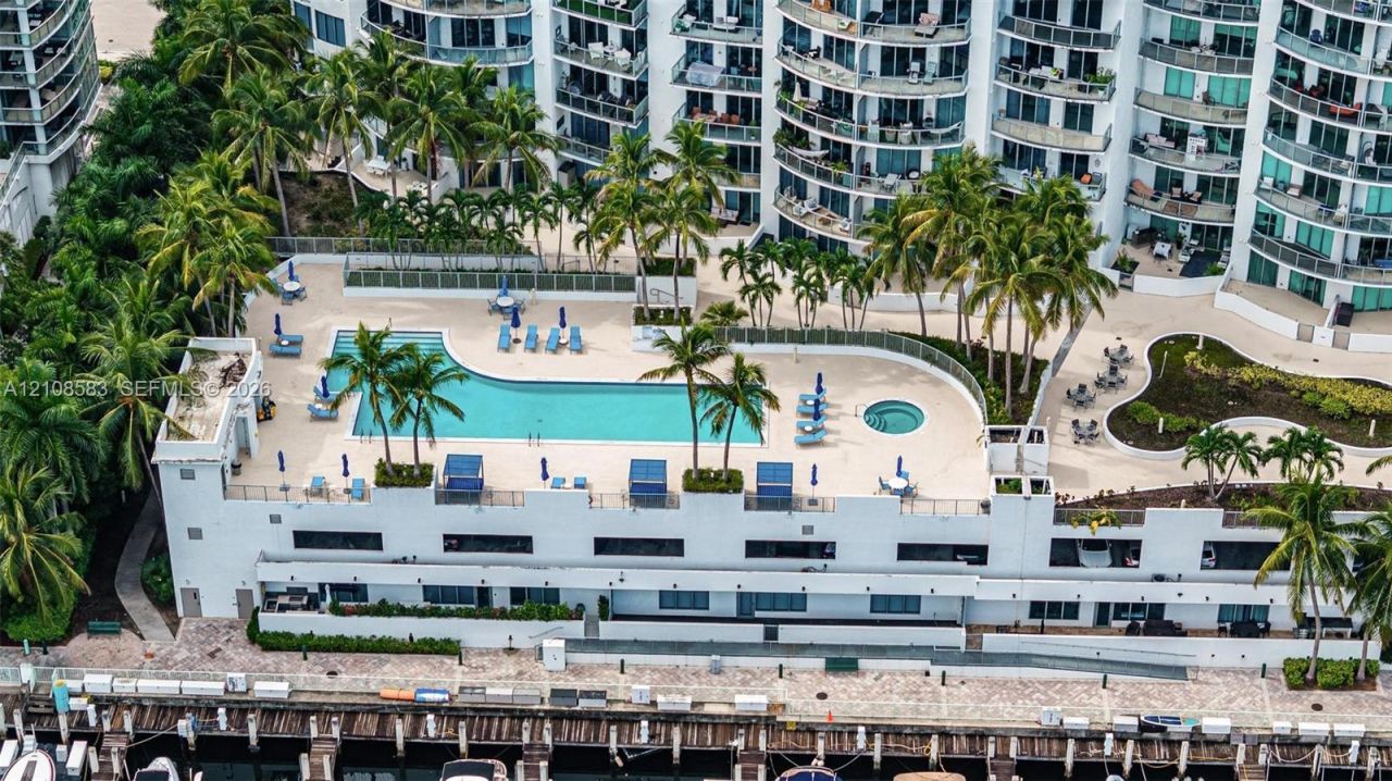 3029 NE 188th St, Unit 910, Aventura, FL 33180 Photo