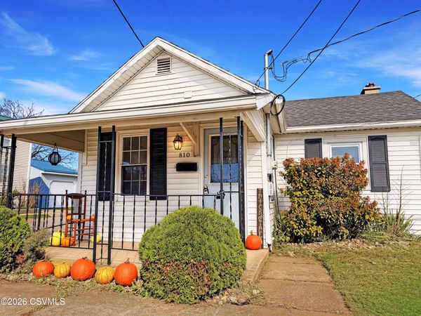 810 CHESTNUT Street , Berwick, PA 18603