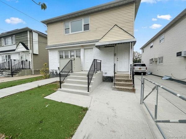 224 Beach 20th Street , Far Rockaway, NY 11691