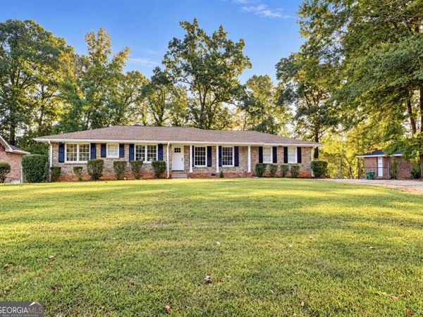 3098 Robindale Road, Decatur, GA 30034