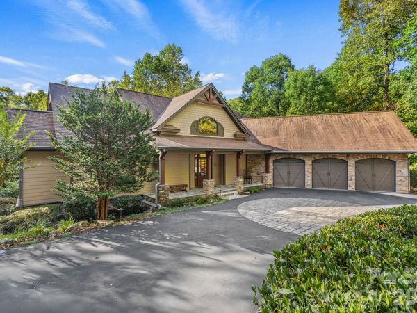123 Pinnacle Peak Lane , Flat Rock, NC 28731