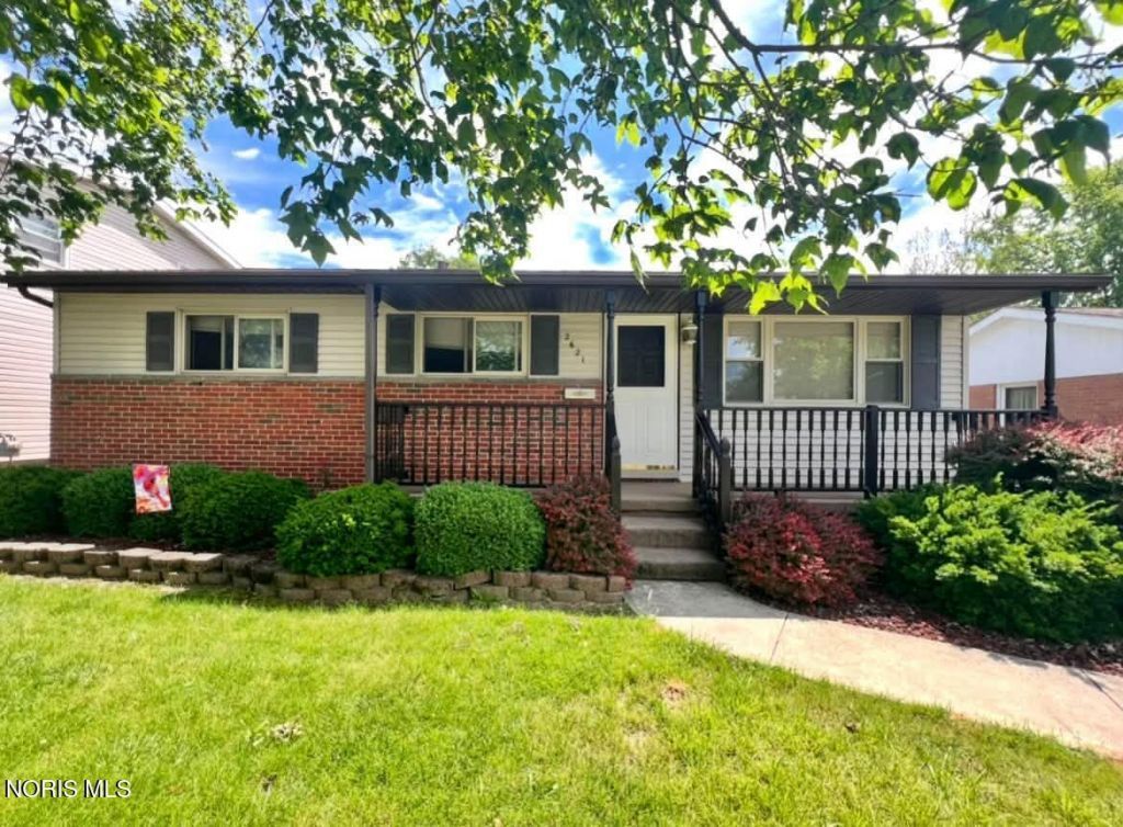 2621 Eton Place, Findlay, OH 45840 Main Photo