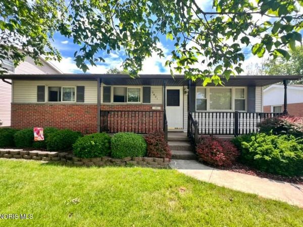 2621 Eton Place, Findlay, OH 45840