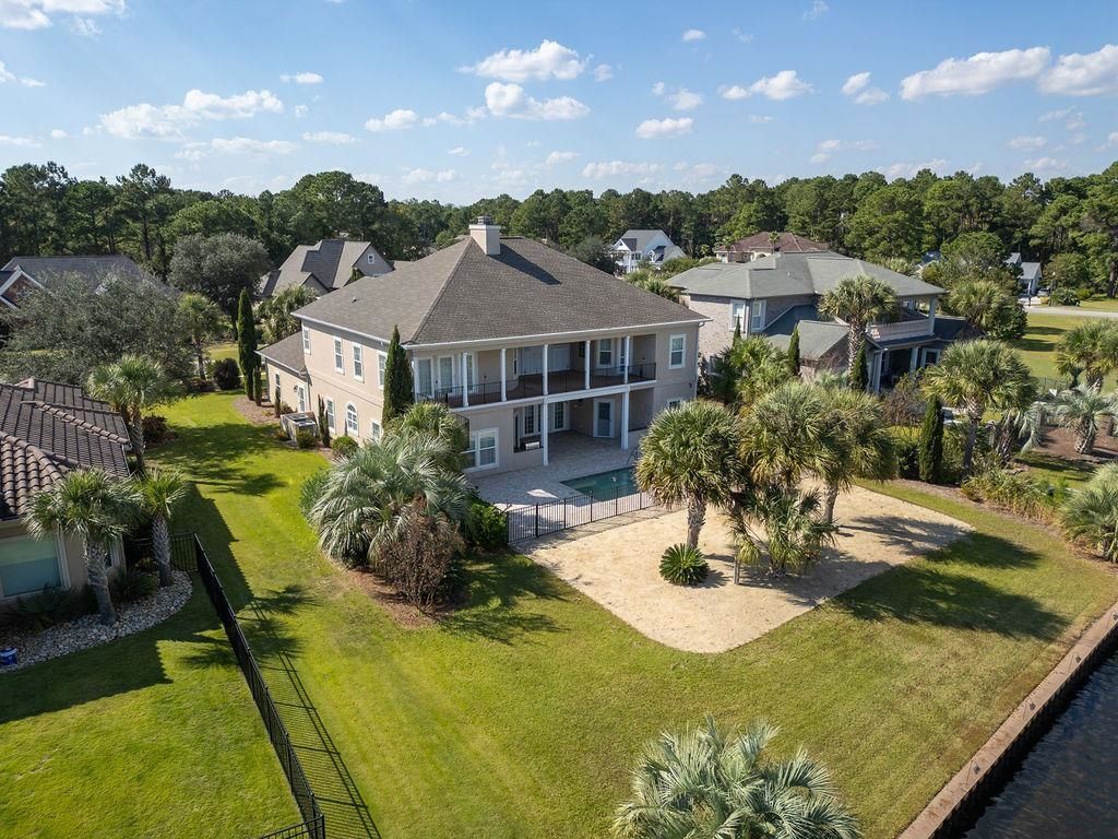9409 Carrington Dr. Photo 10