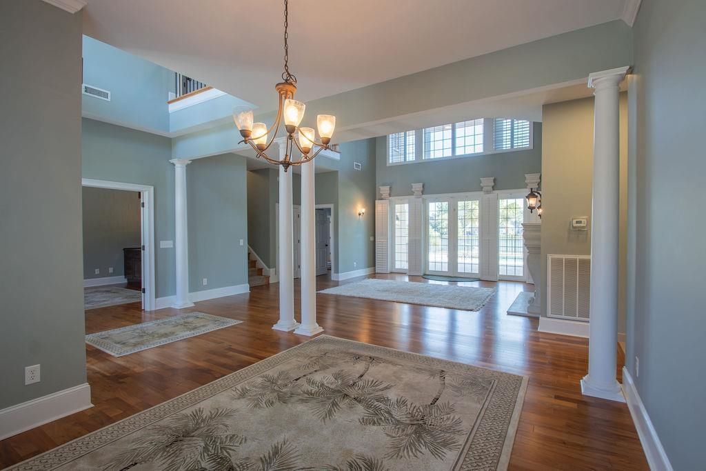 9409 Carrington Dr. Photo 49