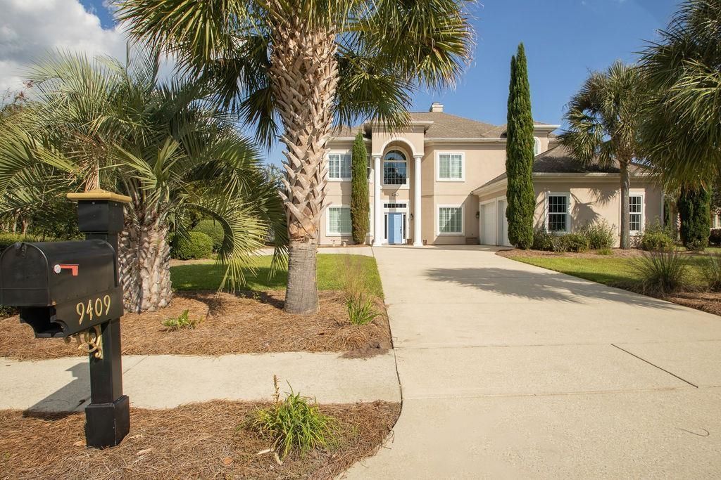 9409 Carrington Dr. Photo 6