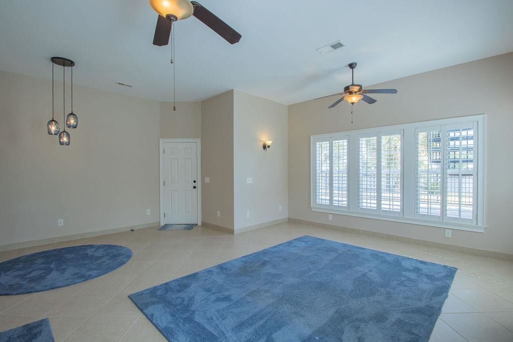 9409 Carrington Dr. Photo 68