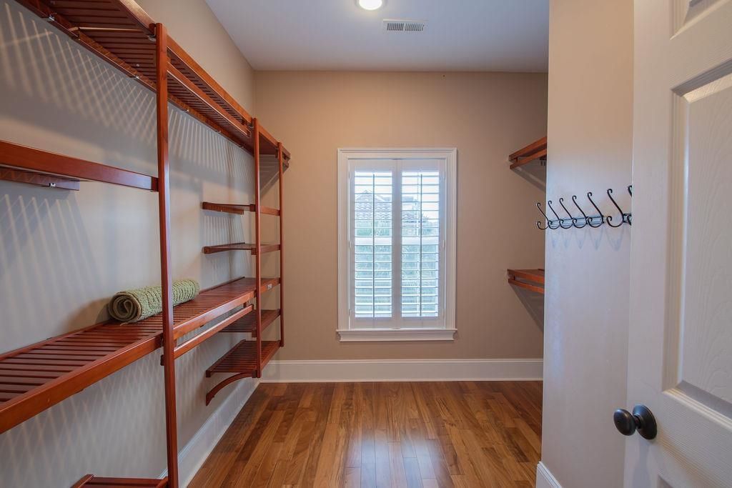 9409 Carrington Dr. Photo 77
