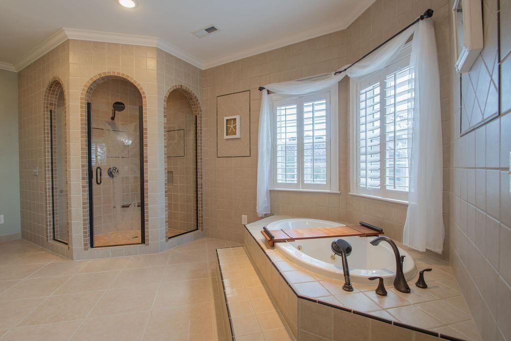 9409 Carrington Dr. Photo 81
