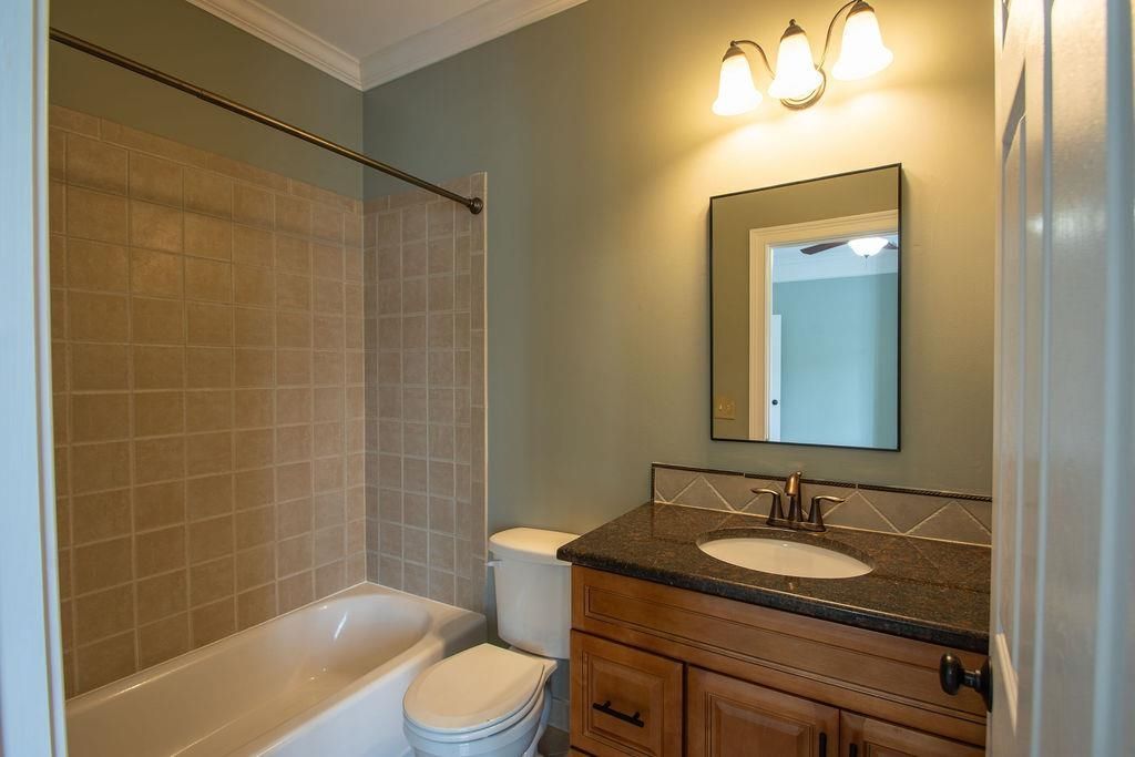 9409 Carrington Dr. Photo 89