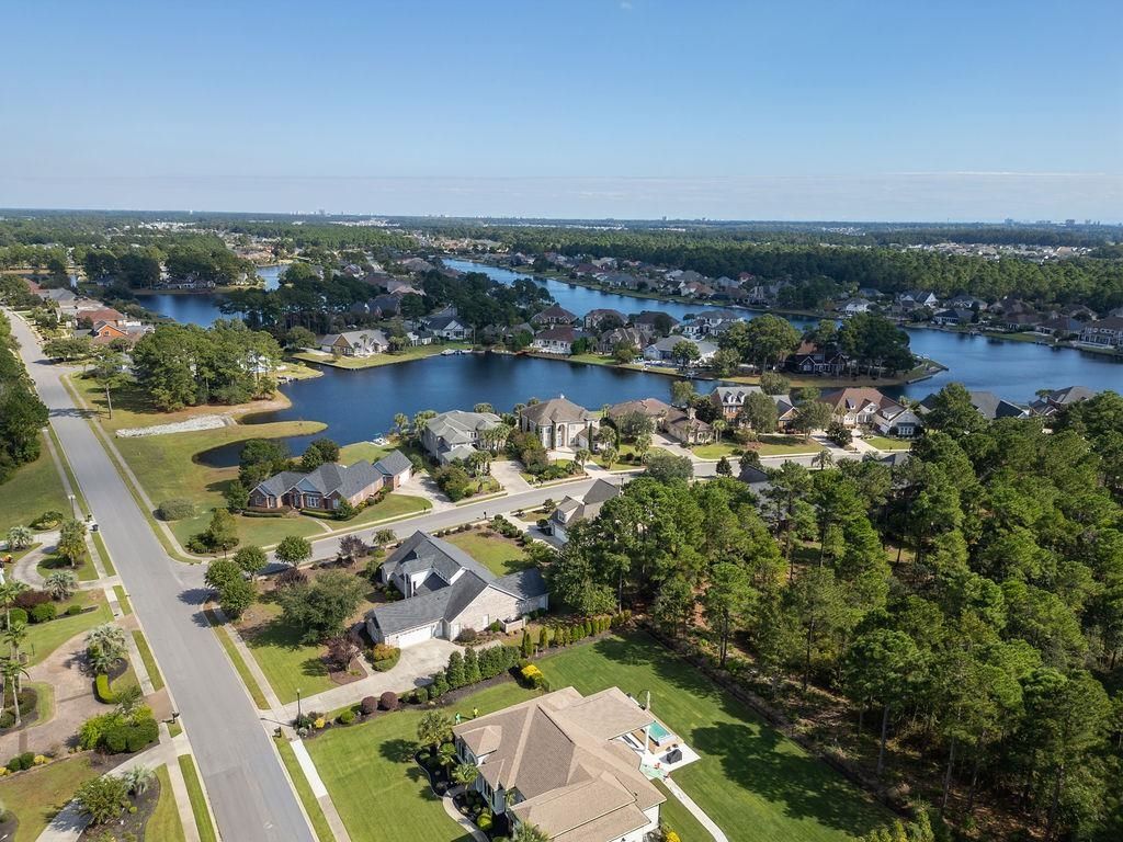 9409 Carrington Dr. Photo 92