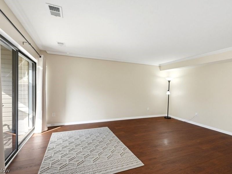 6320 Greenwood, Unit 104, Sagamore Hills, OH 44067 Photo 14