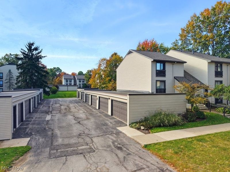 6320 Greenwood, Unit 104, Sagamore Hills, OH 44067 Photo 41