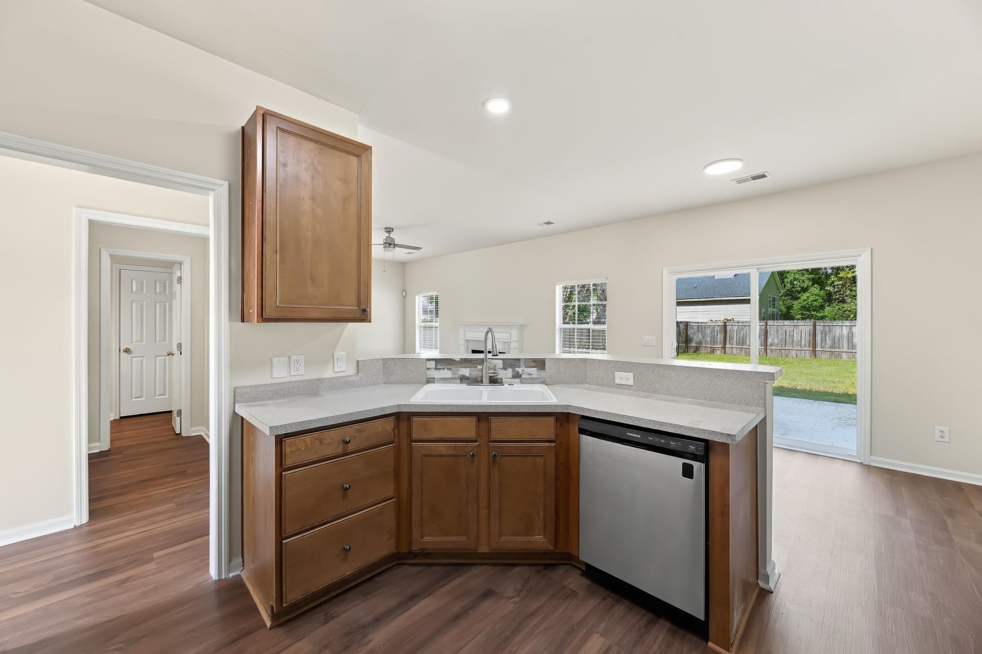 306 Whispering Cypress Drive Photo 16