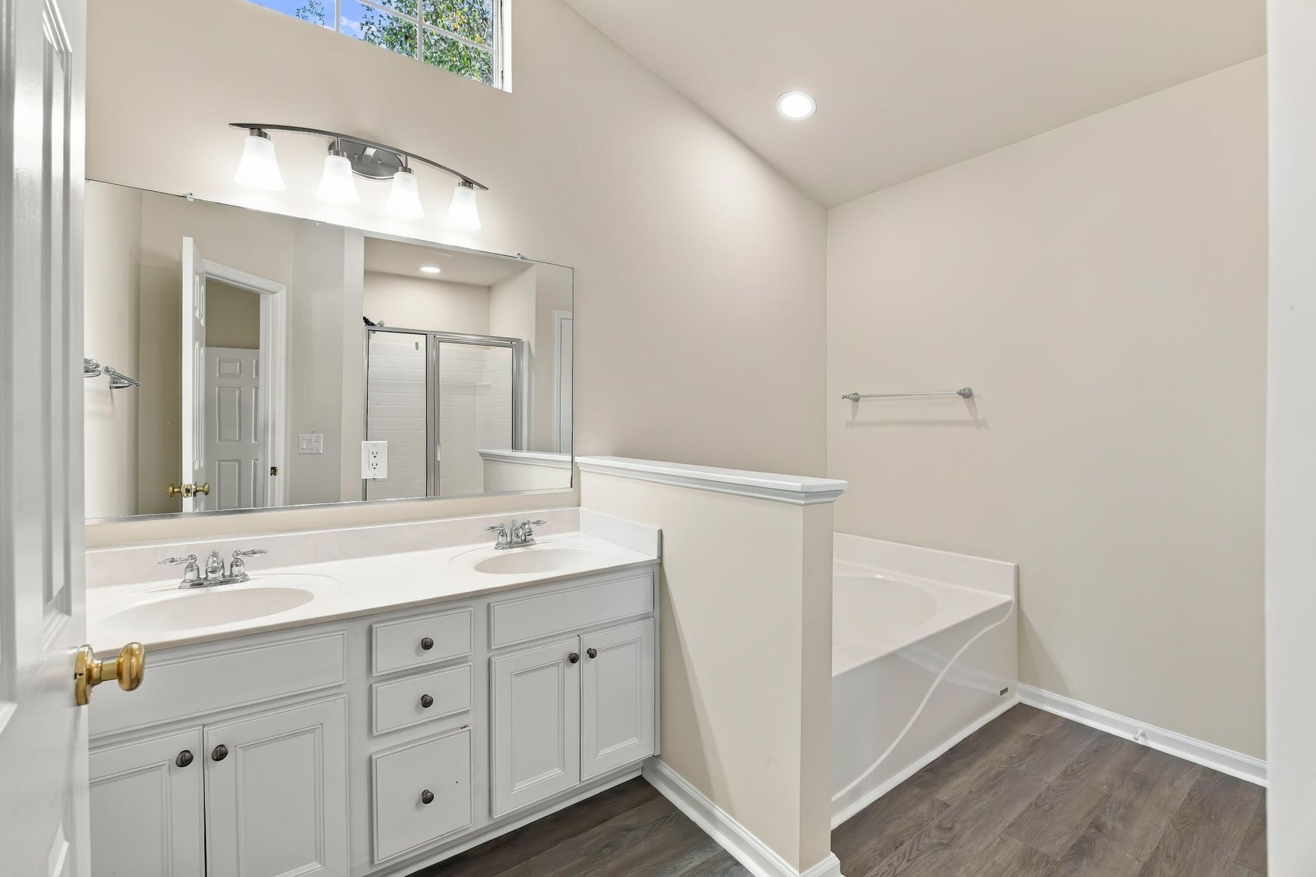 306 Whispering Cypress Drive Photo 38