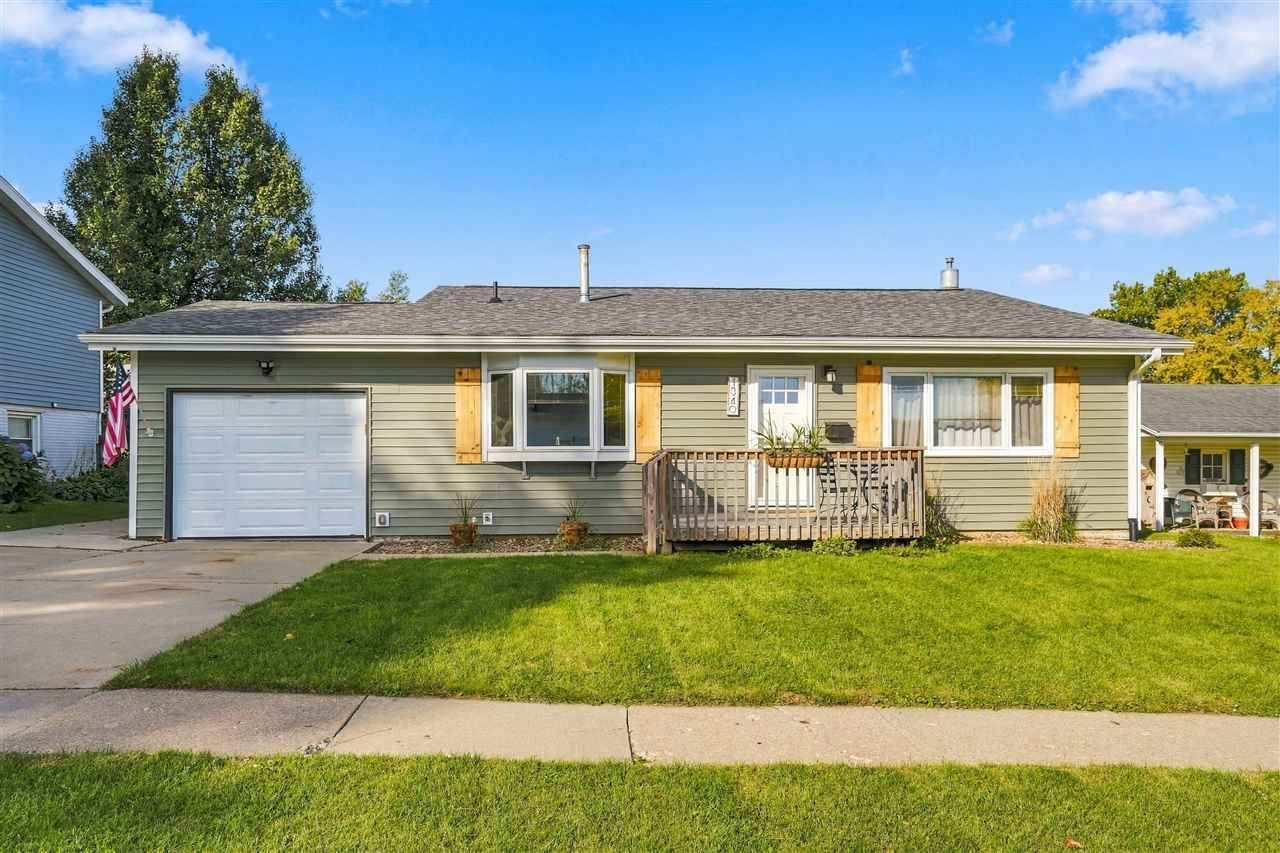 1340 Terrace St, Marion, IA 52302 Main Photo