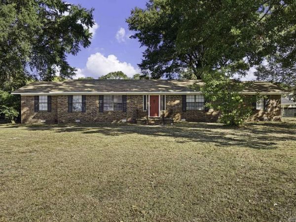 111 Shadybrook Drive , Morrilton, AR 72110