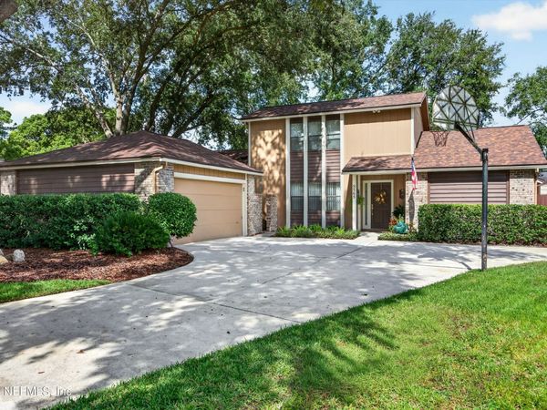 8565 ECHORIDGE Court, Jacksonville, FL 32244