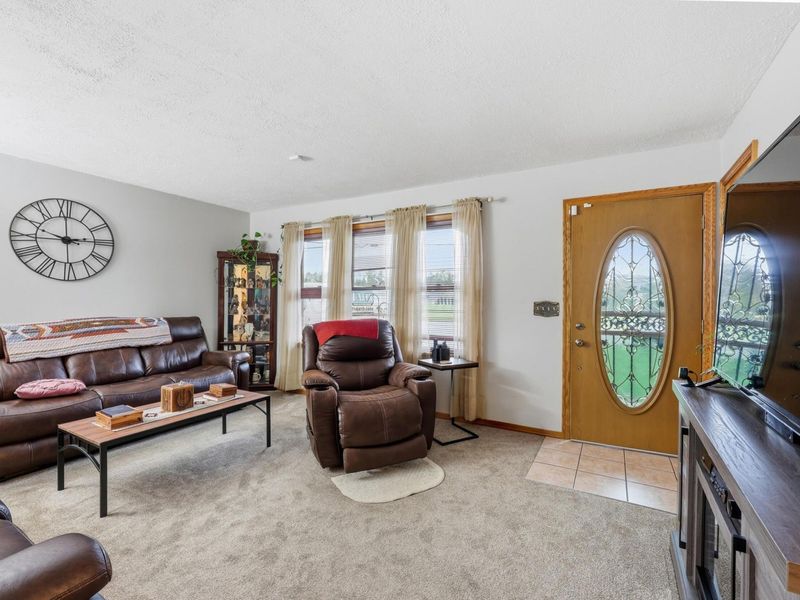 570 Tuttle Road, Springfield, OH 45503 Photo 5