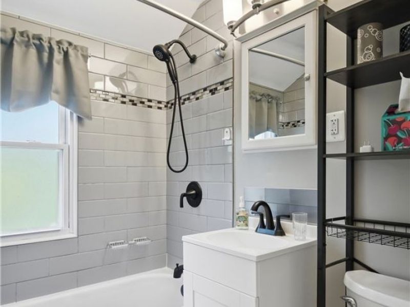14020 Seneca Court, Cleveland, OH 44111 Photo 19