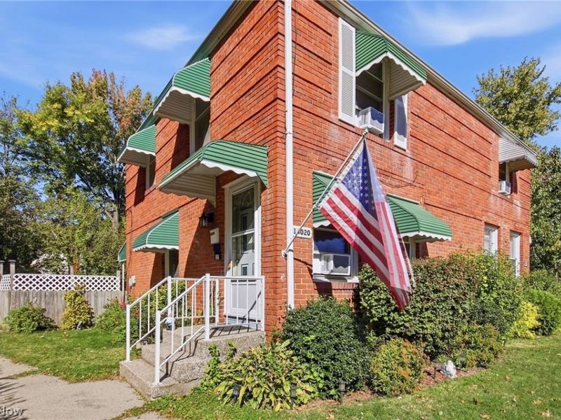 14020 Seneca Court, Cleveland, OH 44111 Photo 2