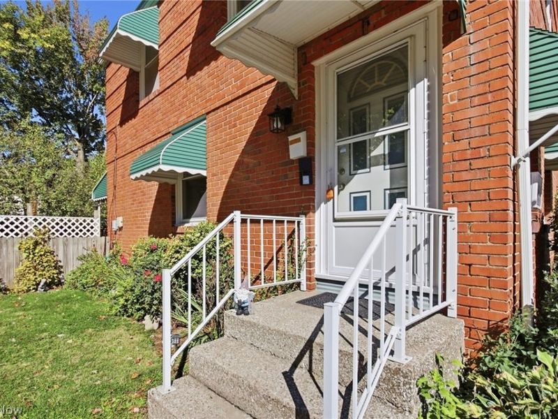 14020 Seneca Court, Cleveland, OH 44111 Photo 3