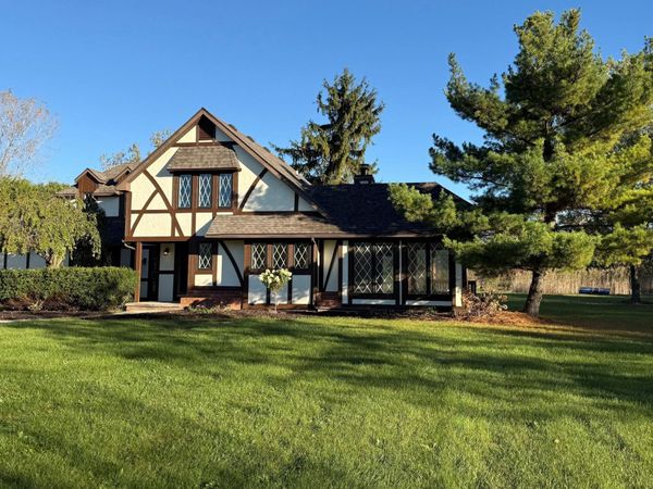 15376 Five Point Road, Perrysburg, OH 43551