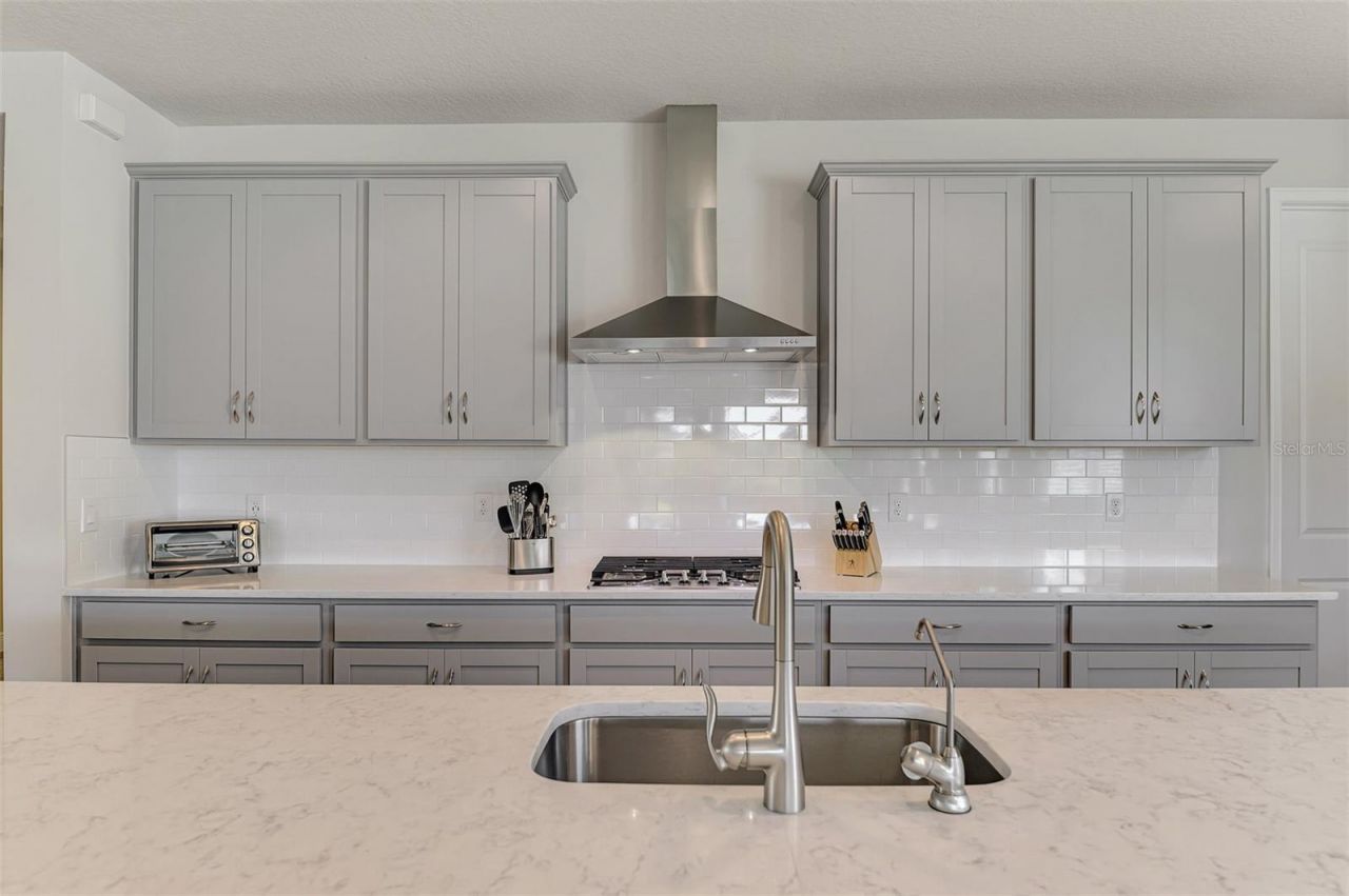 5941 Long Shore Loop, Sarasota, FL 34238 Photo