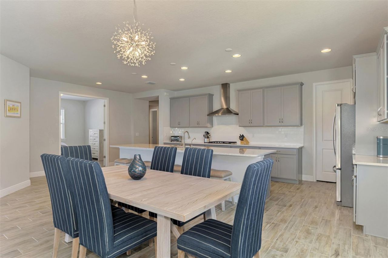 5941 Long Shore Loop, Sarasota, FL 34238 Photo