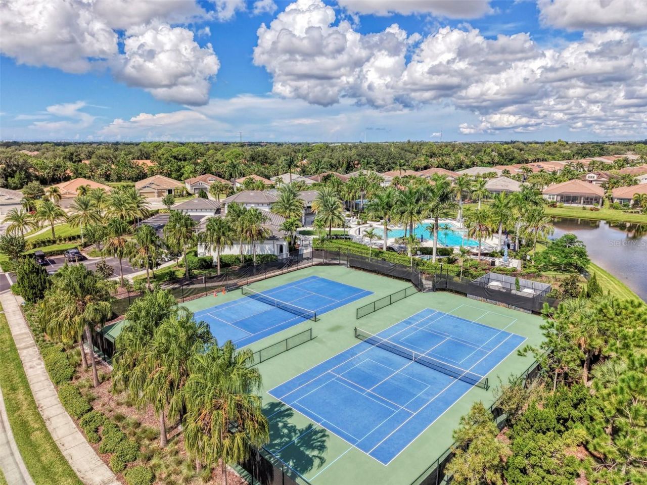 5941 Long Shore Loop, Sarasota, FL 34238 Photo