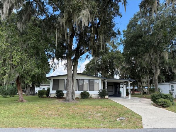 42 ROBIN ROAD , WILDWOOD, FL 34785