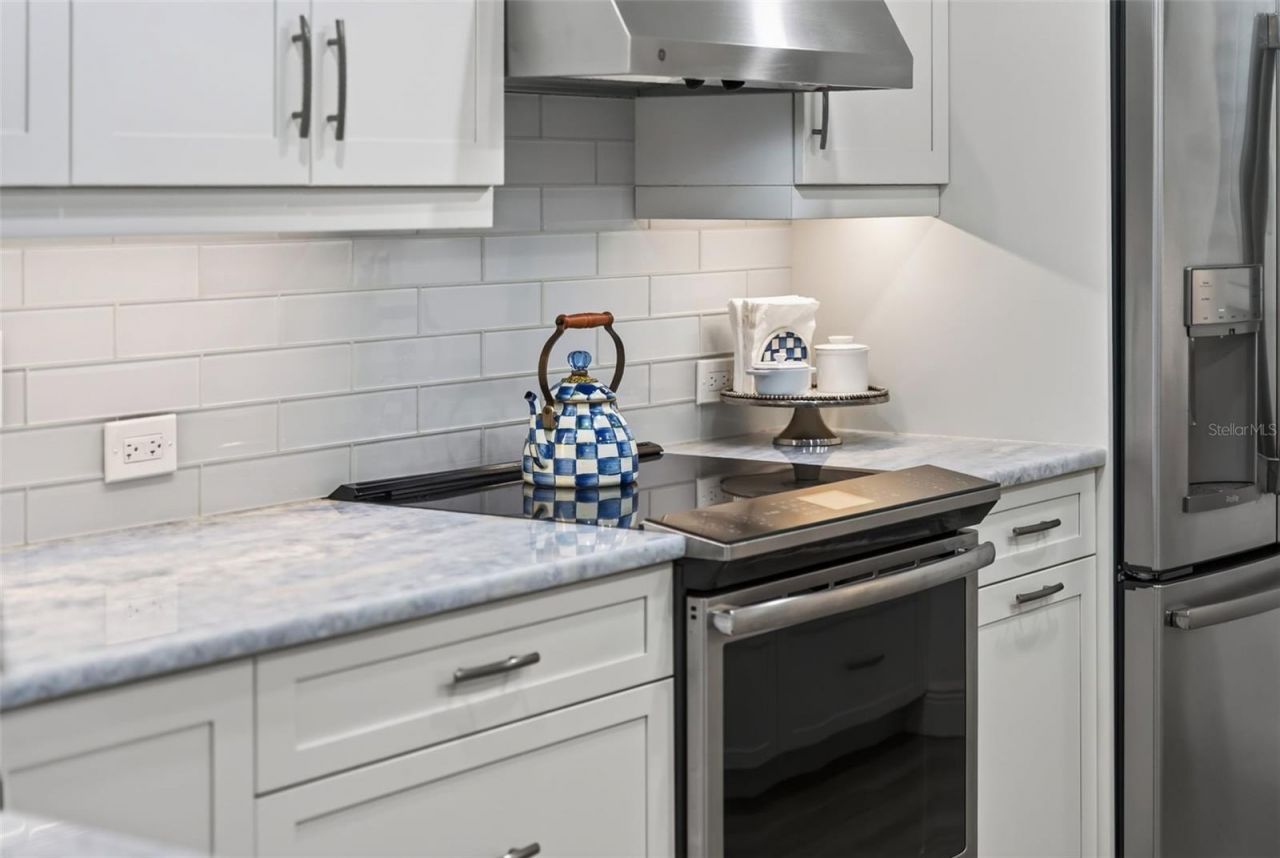 1313 Dockside Place, Unit 120, Sarasota, FL 34242 Photo