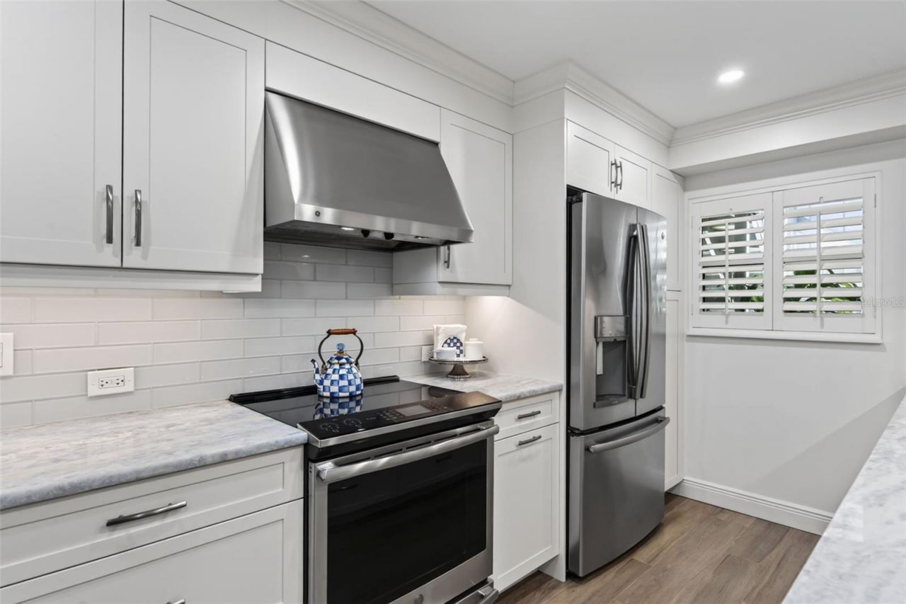 1313 Dockside Place, Unit 120, Sarasota, FL 34242 Photo