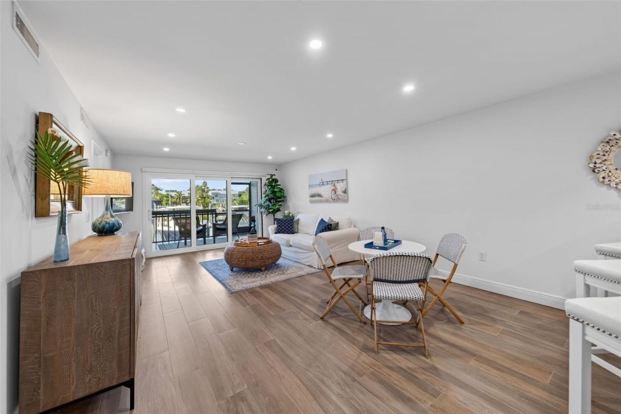 1313 Dockside Place, Unit 120, Sarasota, FL 34242 Photo