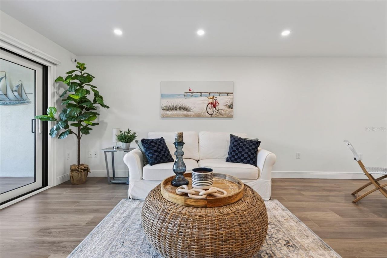 1313 Dockside Place, Unit 120, Sarasota, FL 34242 Photo