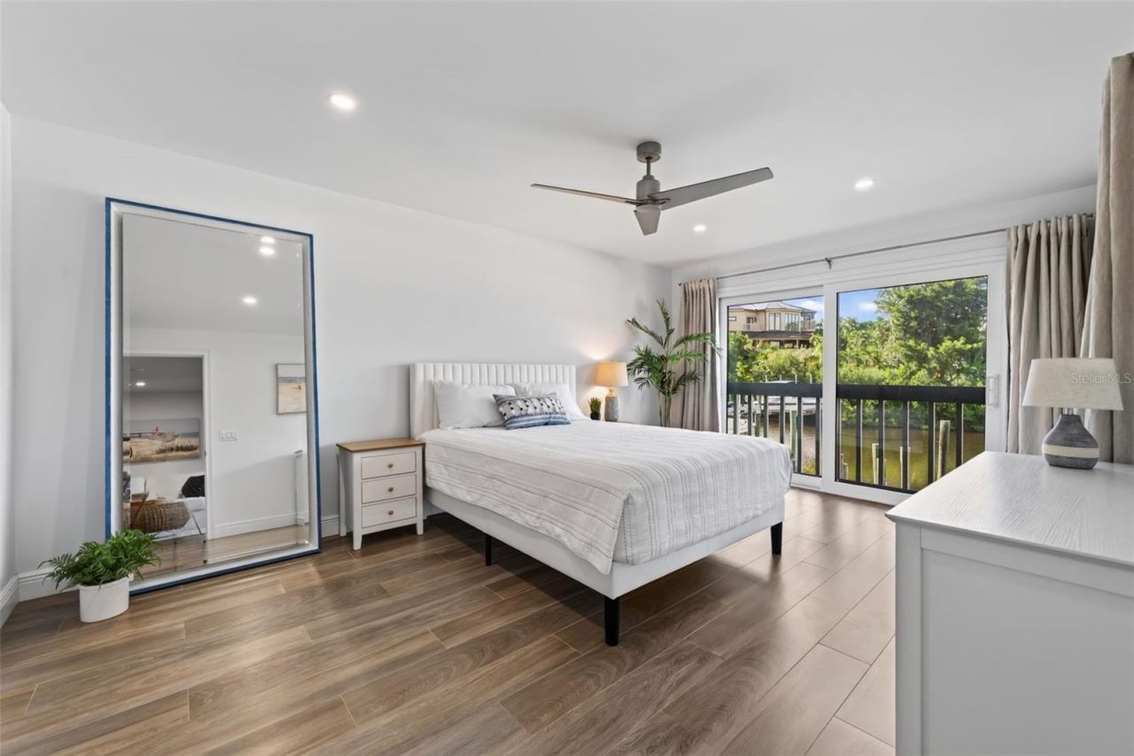 1313 Dockside Place, Unit 120, Sarasota, FL 34242 Photo