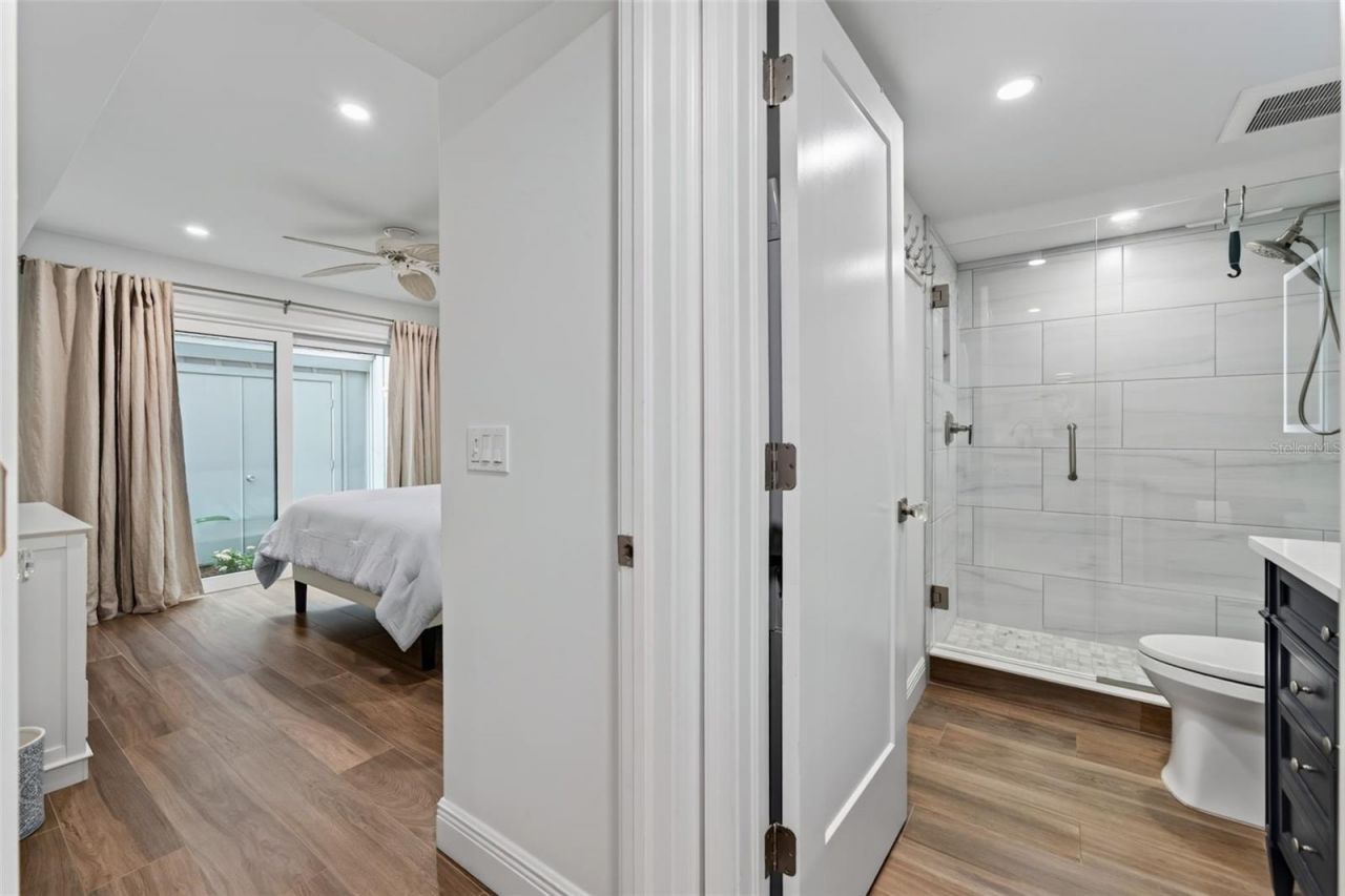 1313 Dockside Place, Unit 120, Sarasota, FL 34242 Photo