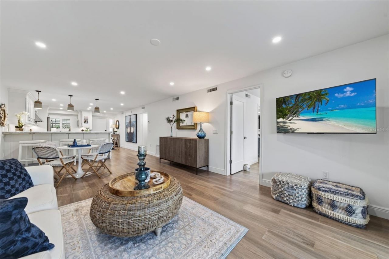 1313 Dockside Place, Unit 120, Sarasota, FL 34242 Photo