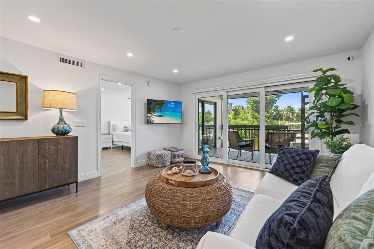 1313 Dockside Place, Unit 120, Sarasota, FL 34242 Photo