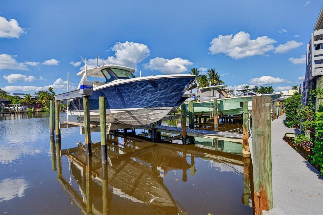 1313 Dockside Place, Unit 120, Sarasota, FL 34242 Photo