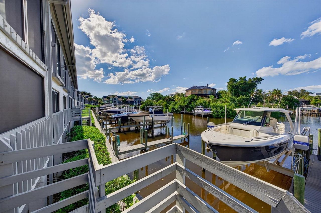 1313 Dockside Place, Unit 120, Sarasota, FL 34242 Photo