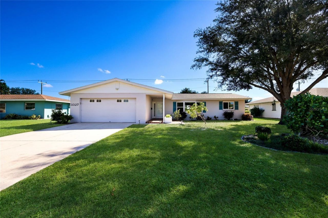 3327 S Lockwood Ridge Road, Sarasota, FL 34239 Photo