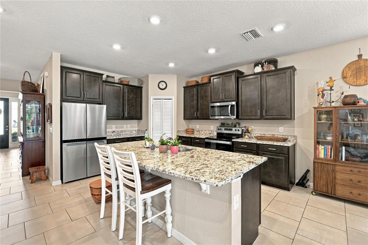 6689 Cobble Bliss Street , Zephyrhills, FL 33541 Photo