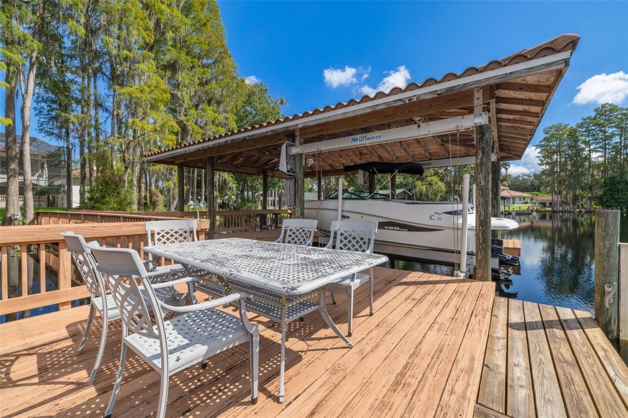 16203 Sentry Woods Court, Odessa, FL 33556 Photo